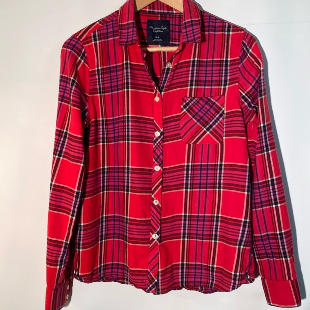 American Eagle - women’s flannel plaid shirt.  Size M